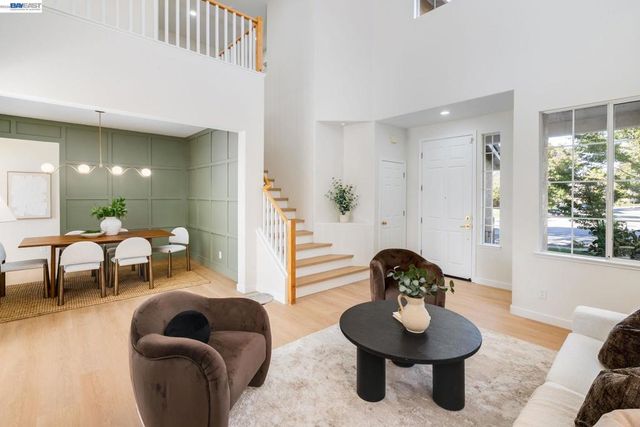 25781 Durrwood Ct, Castro Valley, CA 94552