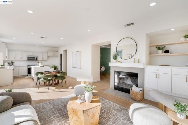 25781 Durrwood Ct, Castro Valley, CA 94552