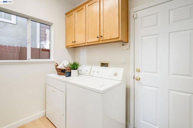 25781 Durrwood Ct, Castro Valley, CA 94552