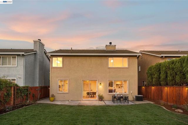 25781 Durrwood Ct, Castro Valley, CA 94552