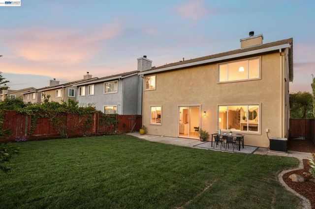 25781 Durrwood Ct, Castro Valley, CA 94552