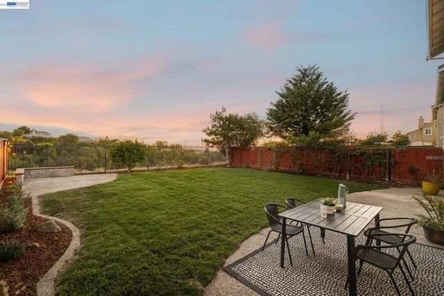 25781 Durrwood Ct, Castro Valley, CA 94552
