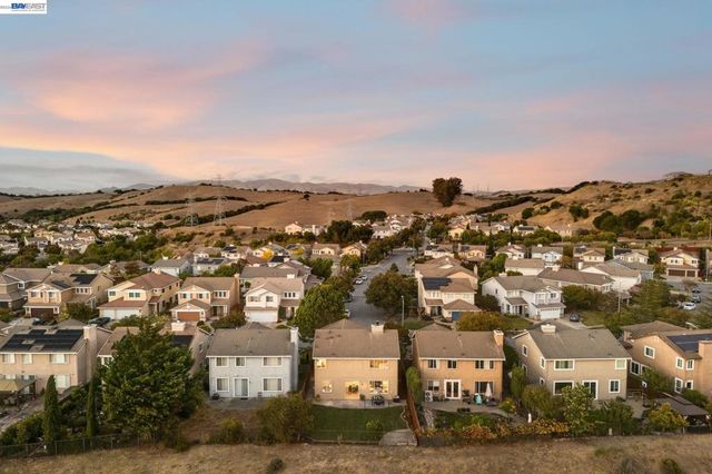25781 Durrwood Ct, Castro Valley, CA 94552