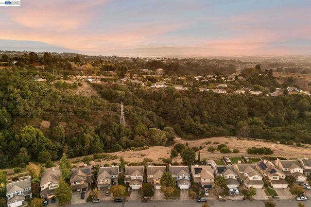 25781 Durrwood Ct, Castro Valley, CA 94552