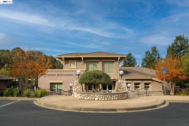 25781 Durrwood Ct, Castro Valley, CA 94552