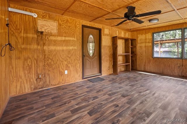 4050 SE 170th Place, Inglis, FL 34449