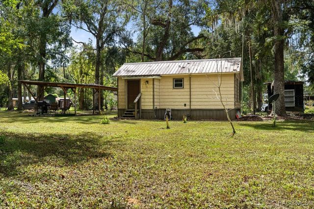4050 SE 170th Place, Inglis, FL 34449