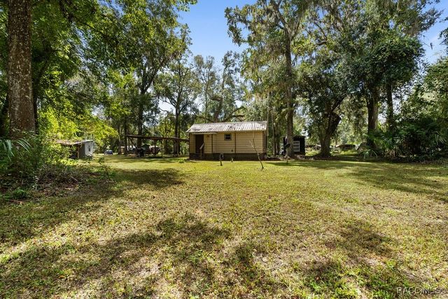 4050 SE 170th Place, Inglis, FL 34449