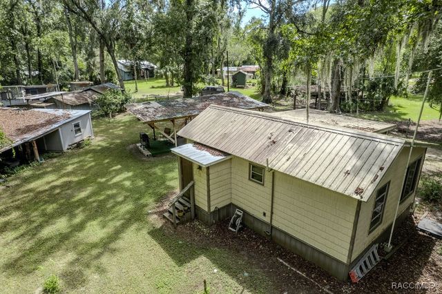 4050 SE 170th Place, Inglis, FL 34449