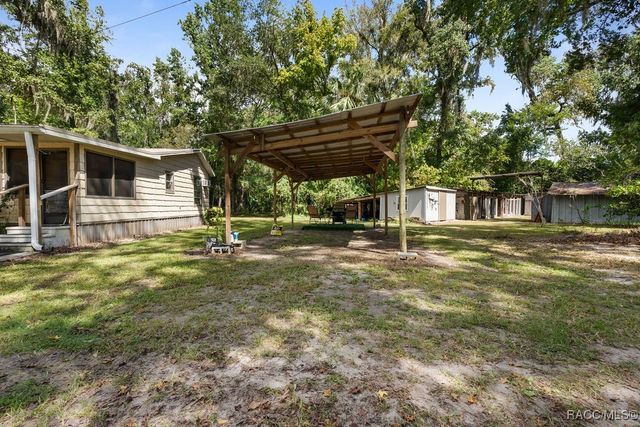 4050 SE 170th Place, Inglis, FL 34449
