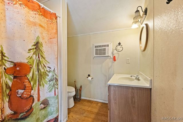 4050 SE 170th Place, Inglis, FL 34449