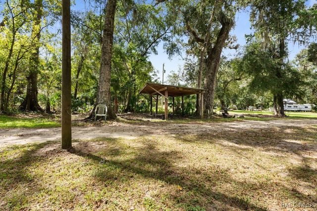 4050 SE 170th Place, Inglis, FL 34449