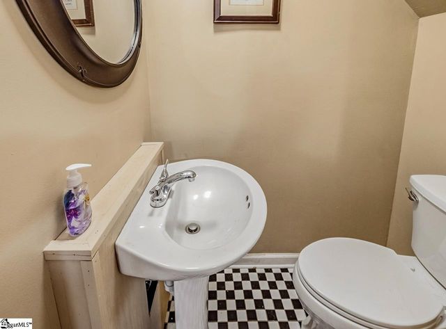 222 Squires Creek Road, Simpsonville, SC 29681