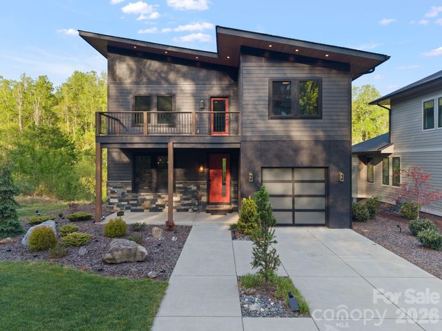 127 Rough Bark Trail, Asheville, NC 28806
