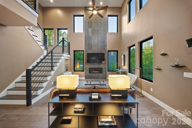127 Rough Bark Trail, Asheville, NC 28806
