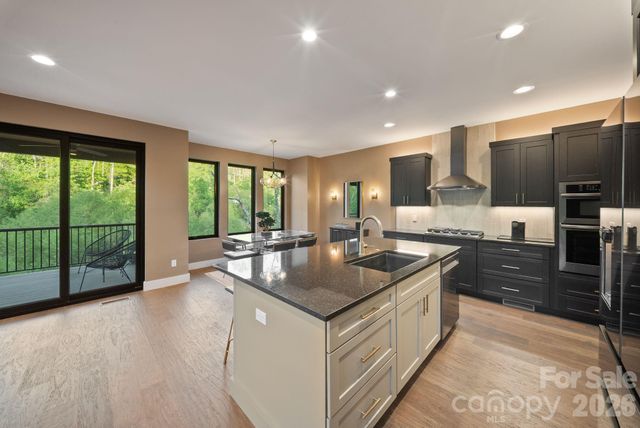 127 Rough Bark Trail, Asheville, NC 28806