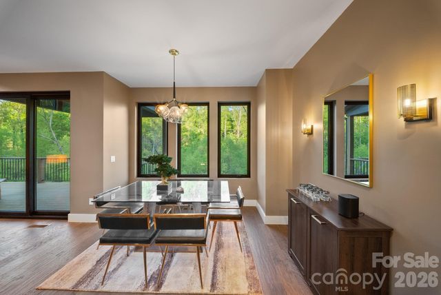 127 Rough Bark Trail, Asheville, NC 28806