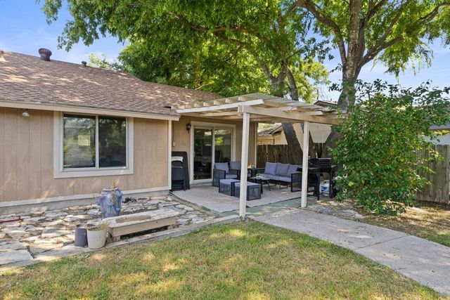 9513 Braeburn GLN, Austin, TX 78729