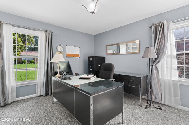 1606 Sutherland Dr, Louisville, KY 40205