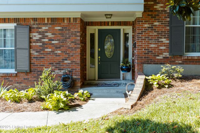 1606 Sutherland Dr, Louisville, KY 40205