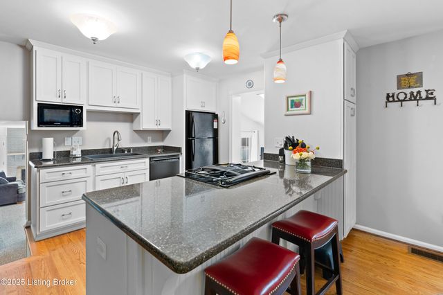 1606 Sutherland Dr, Louisville, KY 40205