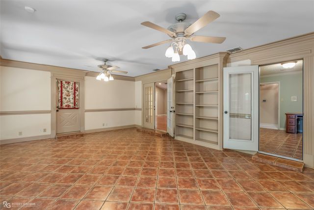 736 Coachlight Road, Shreveport, LA 71106