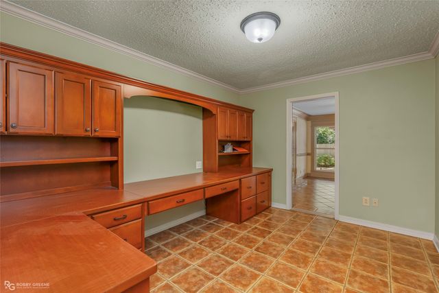 736 Coachlight Road, Shreveport, LA 71106