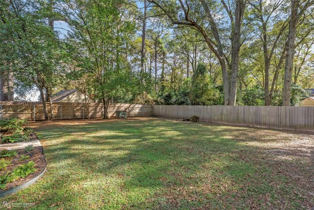 736 Coachlight Road, Shreveport, LA 71106