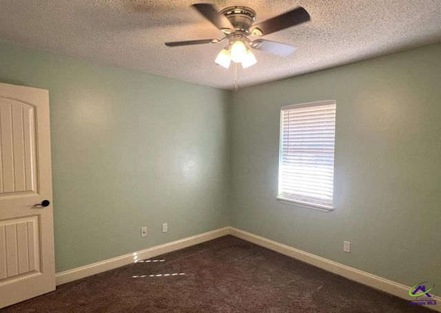 108 Turtle Dove Court, Warner Robins, GA 31088
