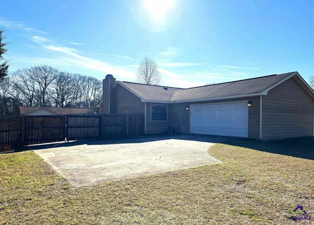108 Turtle Dove Court, Warner Robins, GA 31088