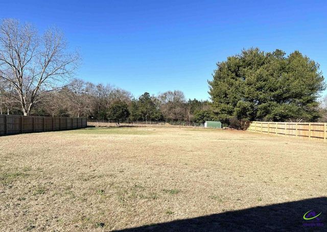 108 Turtle Dove Court, Warner Robins, GA 31088