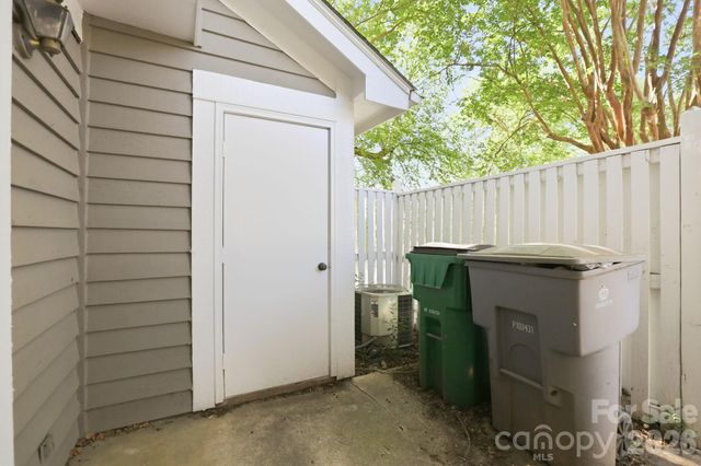 7287 Meeting Street, Charlotte, NC 28210