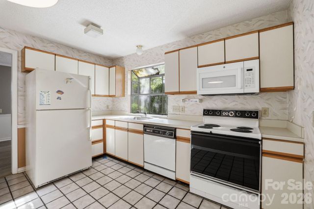 7287 Meeting Street, Charlotte, NC 28210