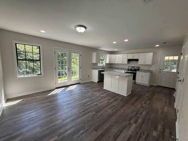 22390 HWY 57 HWY, La Grange, TN 38057