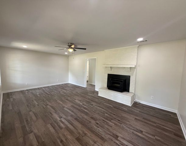 22390 HWY 57 HWY, La Grange, TN 38057