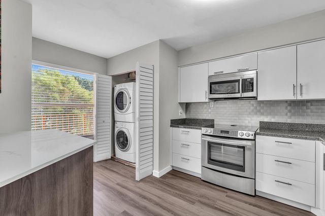 14623 Bonaire Boulevard 410, Delray Beach, FL 33446