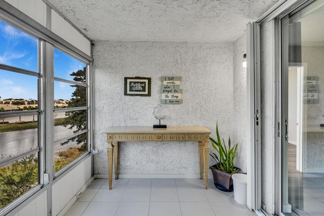 14623 Bonaire Boulevard 410, Delray Beach, FL 33446