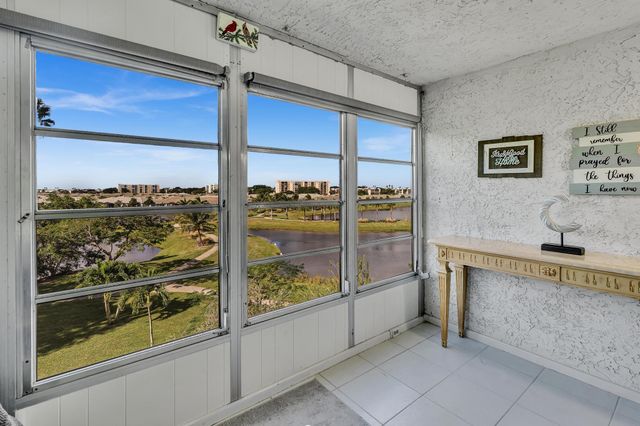 14623 Bonaire Boulevard 410, Delray Beach, FL 33446