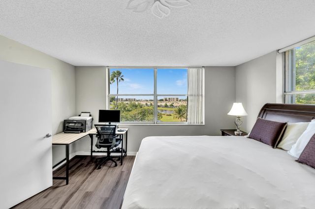 14623 Bonaire Boulevard 410, Delray Beach, FL 33446