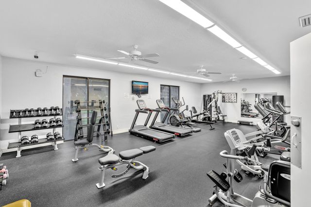 14623 Bonaire Boulevard 410, Delray Beach, FL 33446