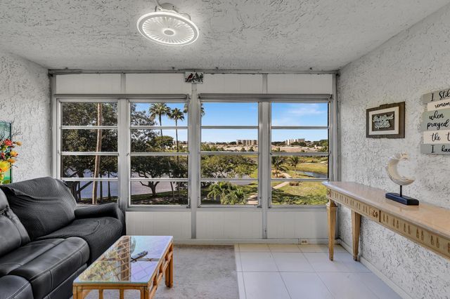 14623 Bonaire Boulevard 410, Delray Beach, FL 33446