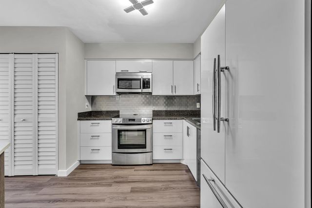 14623 Bonaire Boulevard 410, Delray Beach, FL 33446