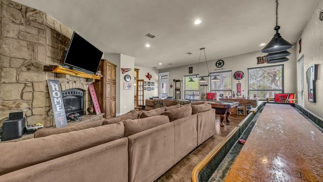 317 Arapahoe Ridge, Weatherford, TX 76087