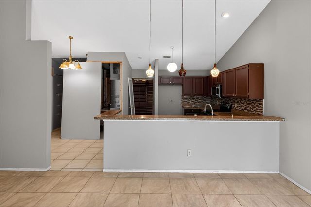 6516 PICCADILLY LANE, Orlando, FL 32835