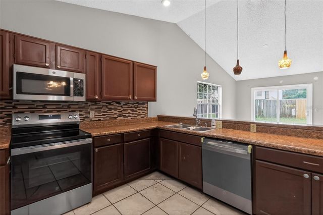 6516 PICCADILLY LANE, Orlando, FL 32835