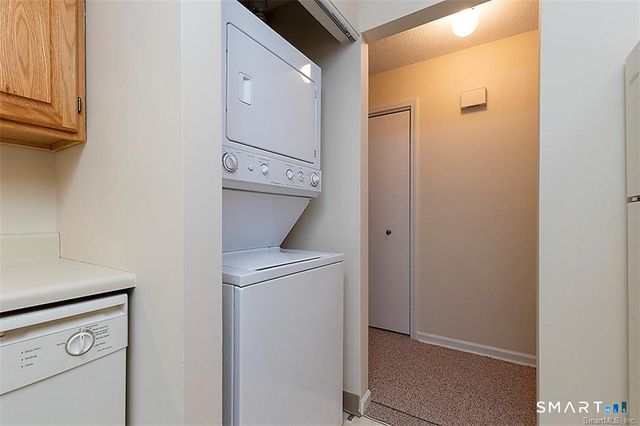 365 Mather Street 170, Hamden, CT 06514