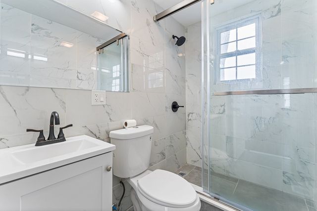 70 Edgehill Rd, Winthrop, MA 02152