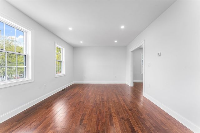 70 Edgehill Rd, Winthrop, MA 02152