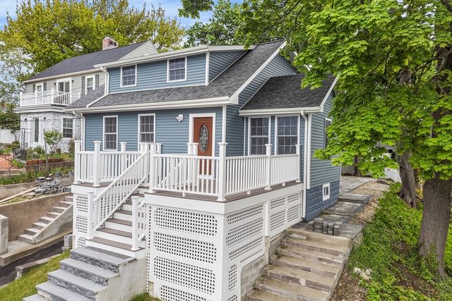 70 Edgehill Rd, Winthrop, MA 02152