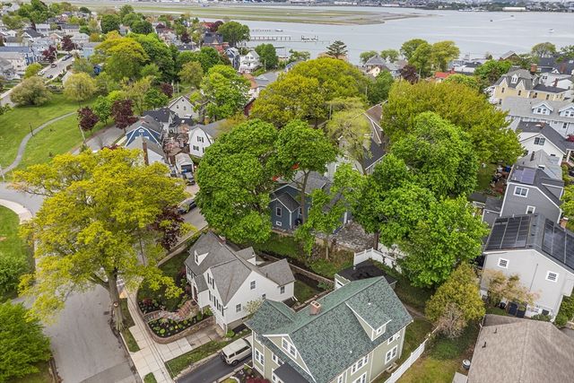 70 Edgehill Rd, Winthrop, MA 02152